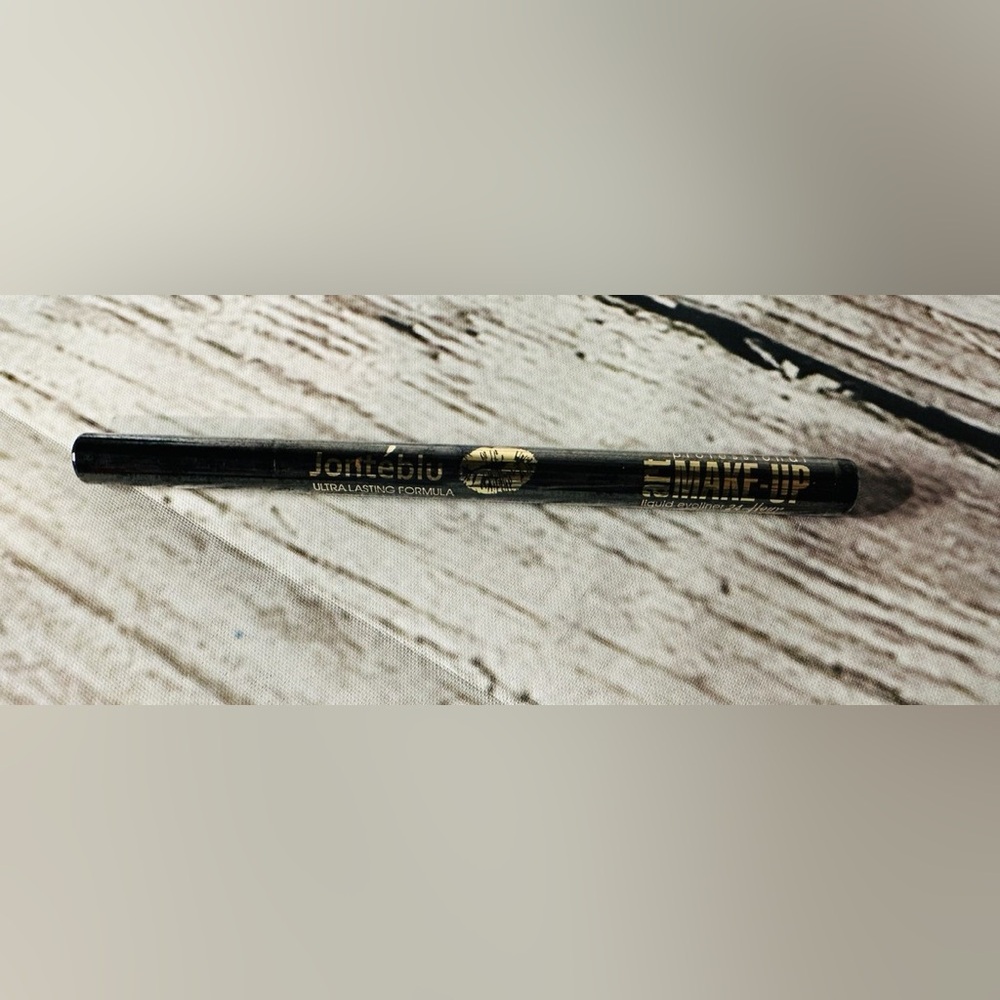 Jonteblu 24HR Liquid Eyeliner Black Waterproof Smudge Proof Sealed NWT